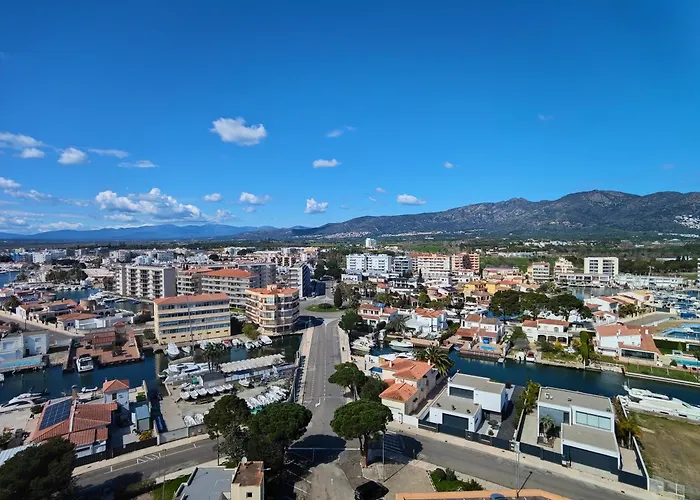 Seaview Heights In *